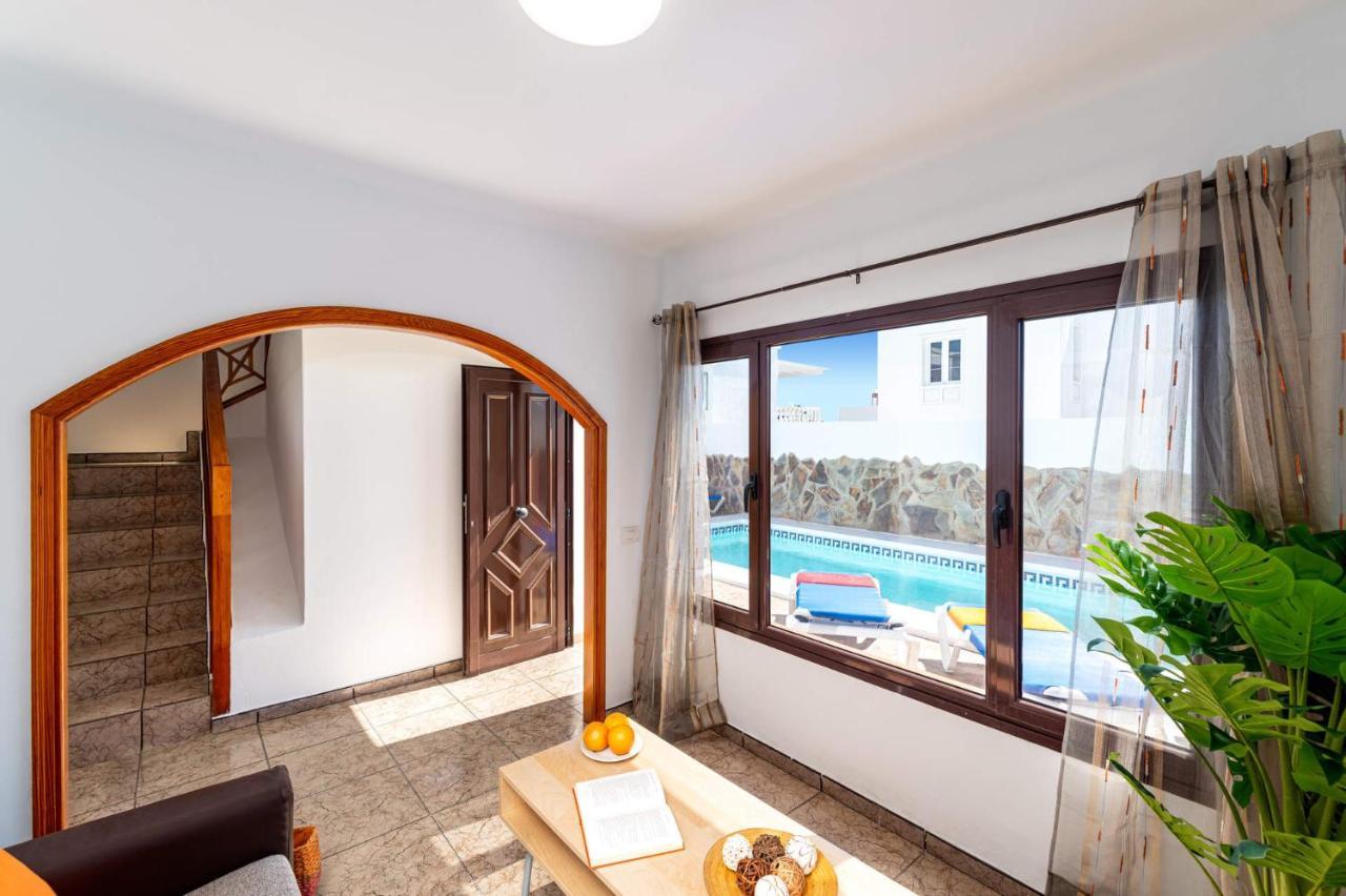 Villa Margarita By Villa Plus ติอาส ภายนอก รูปภาพ